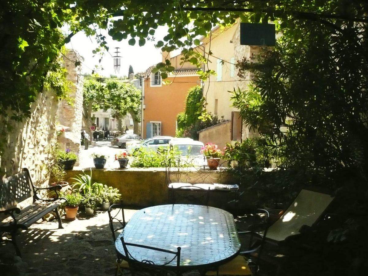 Soleil Et Ombre Hotel Villedieu  Buitenkant foto